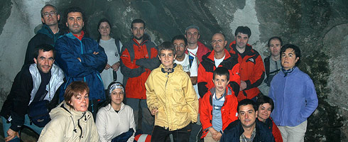 Friends of Urkiola on a guided route to the  Ojo de Eskillar