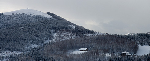 Vista invernal del Saibi con Toki Alai y Letona-Korta a sus pies